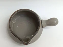 Saucier en grès de l'Arnon