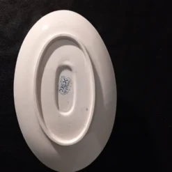 Sauciere xixème en faïence, estampillée lille k&g luneville