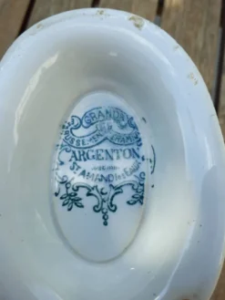 Saucière ancienne