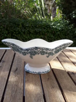 Saucière ancienne