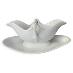 Saucière ancienne