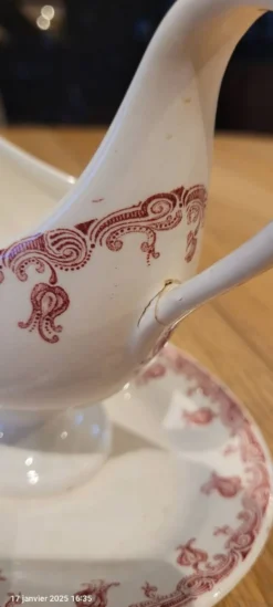 Saucière ancienne