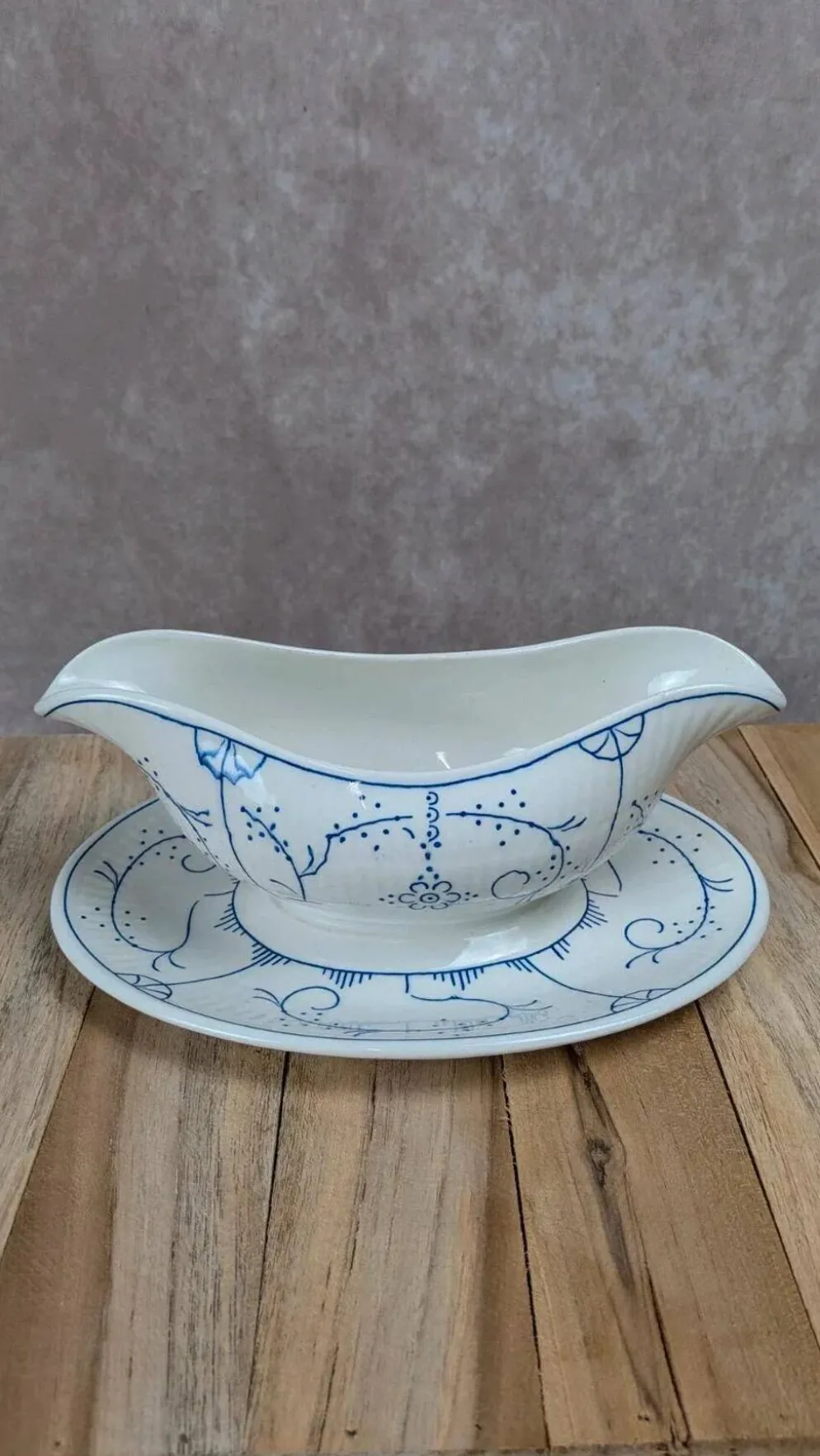 Saucière ancienne Boch décor bleu – charme campagne chic