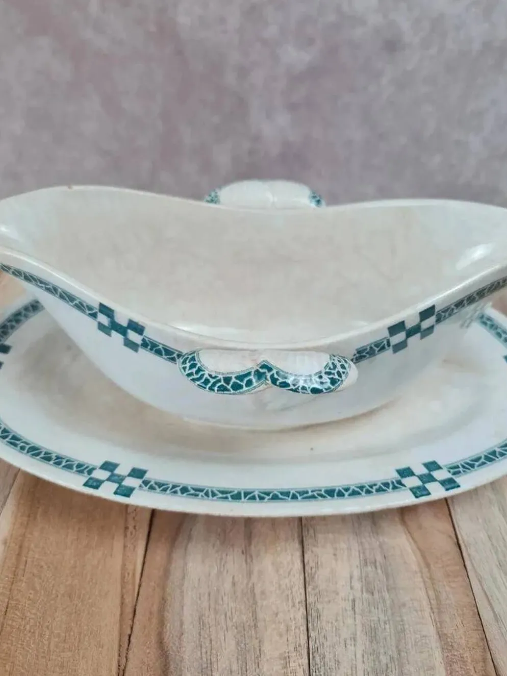 Saucière ancienne Creil & Montereau – Service Nancy