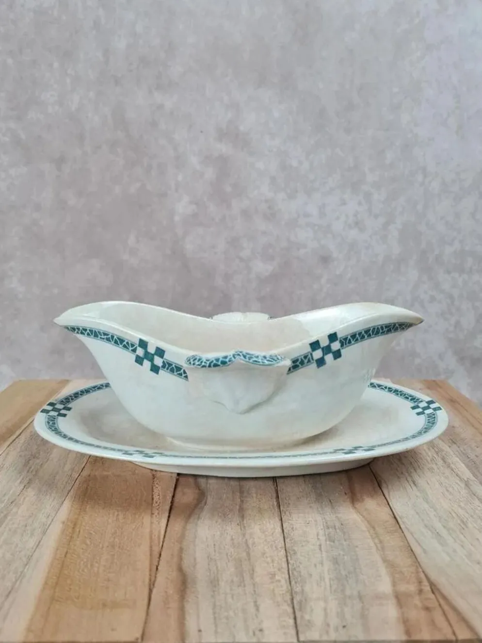 Saucière ancienne Creil & Montereau – Service Nancy