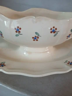 Saucière ancienne Digoin et Sarreguemines