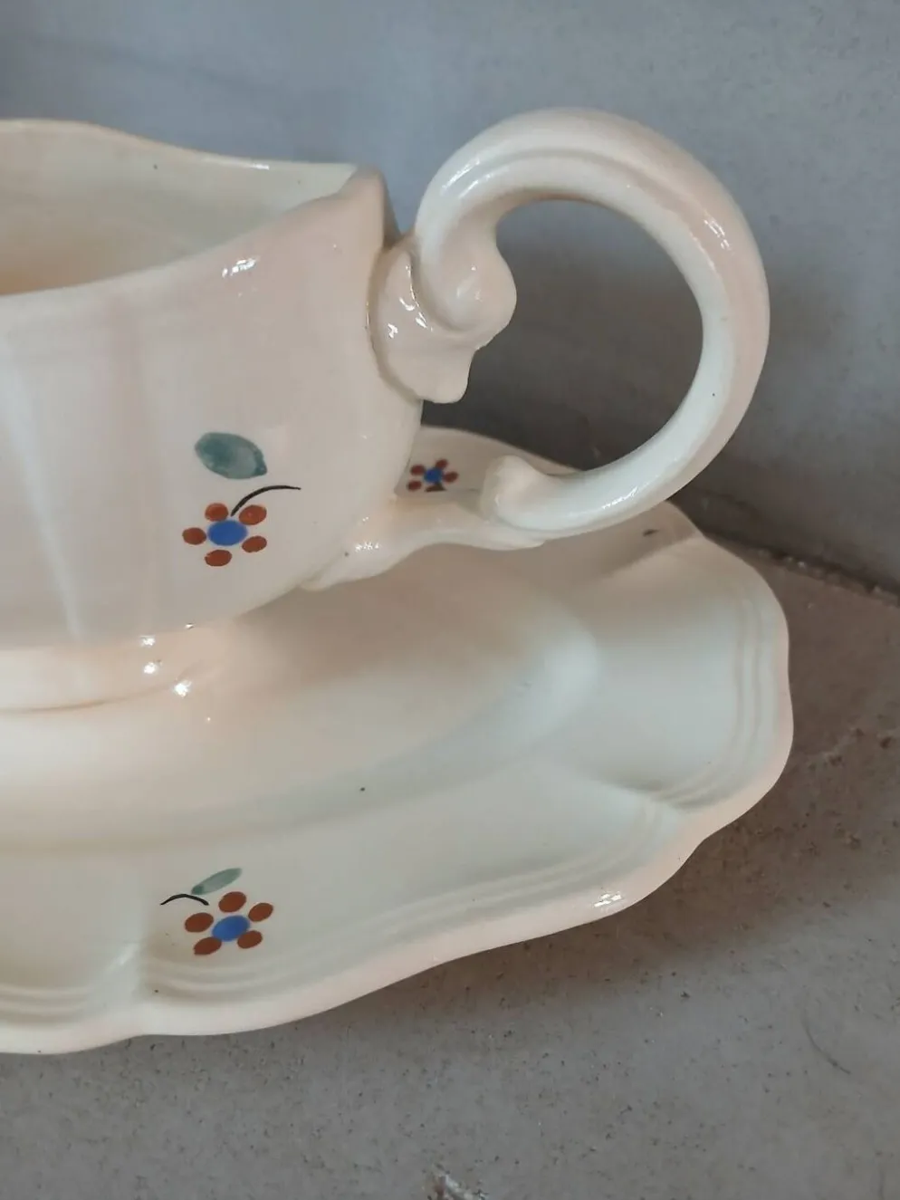 Saucière ancienne Digoin et Sarreguemines