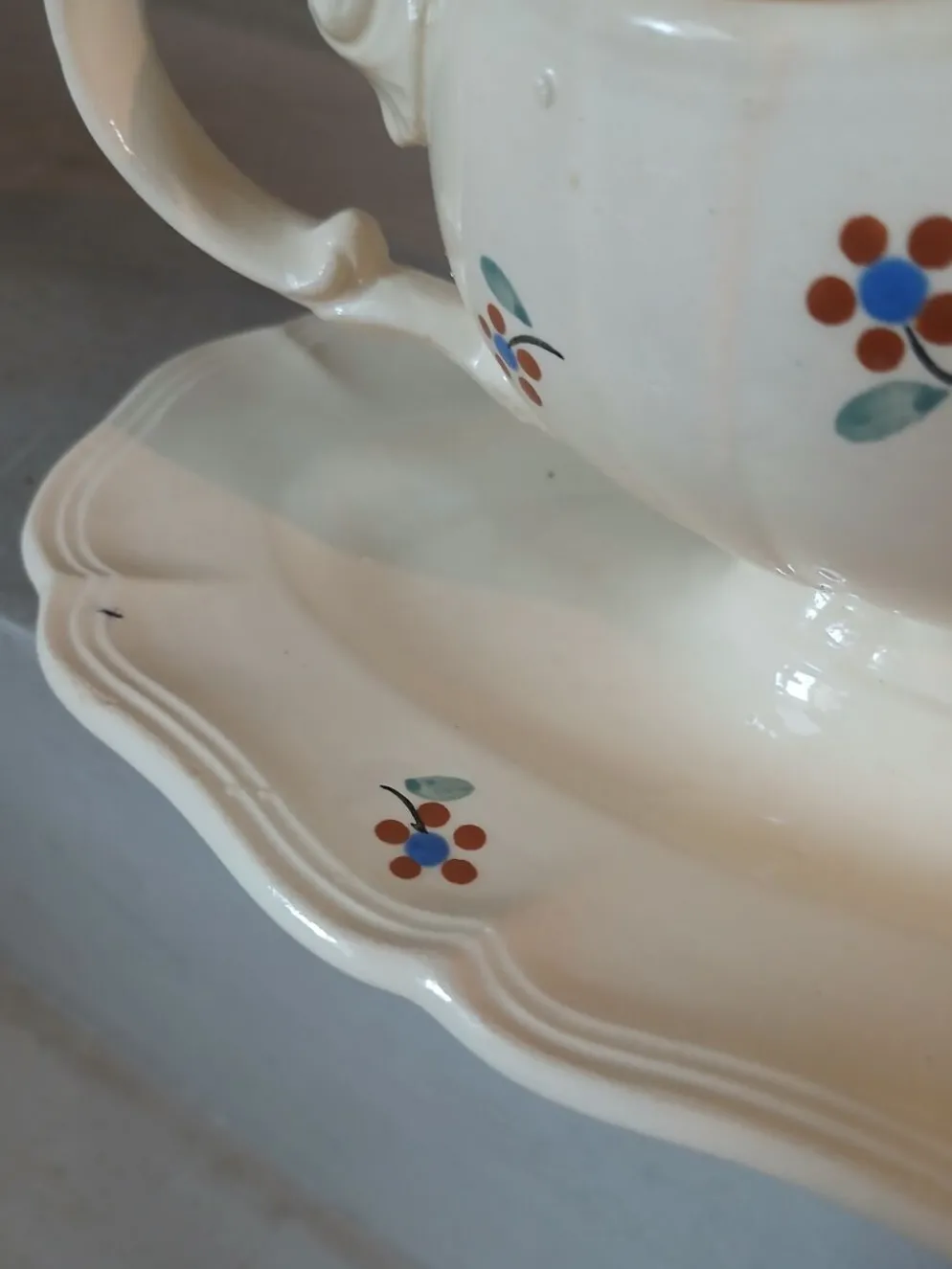 Saucière ancienne Digoin et Sarreguemines