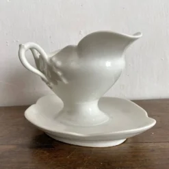 Saucière ancienne en porcelaine 1900