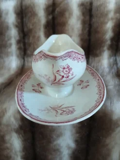 Saucière ancienne en Terre de fer Sarreguemines