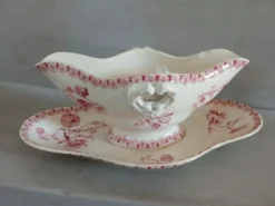 Saucière ancienne en Terre de fer Gien
