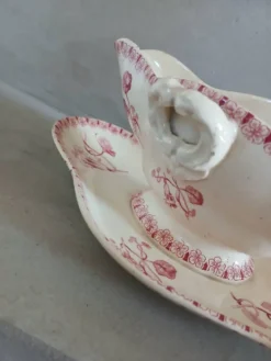 Saucière ancienne en Terre de fer Gien