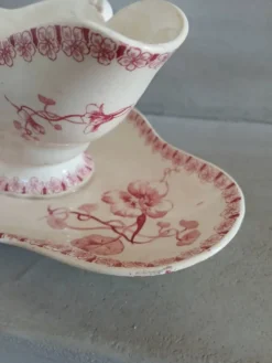 Saucière ancienne en Terre de fer Gien