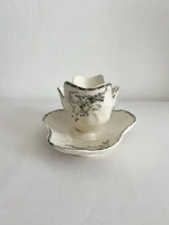 Saucière ancienne en terre de fer 