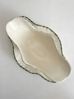 Saucière ancienne en terre de fer 