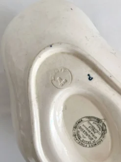 Saucière ancienne en terre de fer 