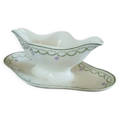 Saucière ancienne en Terre de fer Longwy