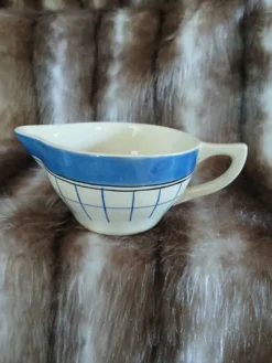 Saucière ancienne
