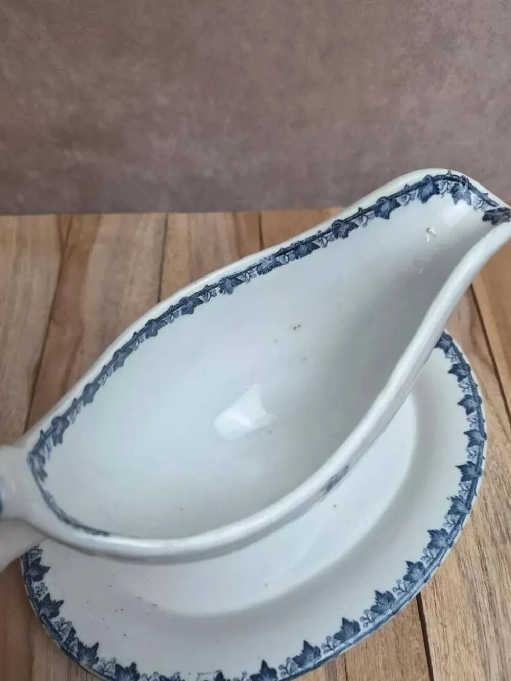 Saucière ancienne Sarreguemines forme Bambou – décor bleu non répertorié – terre de fer