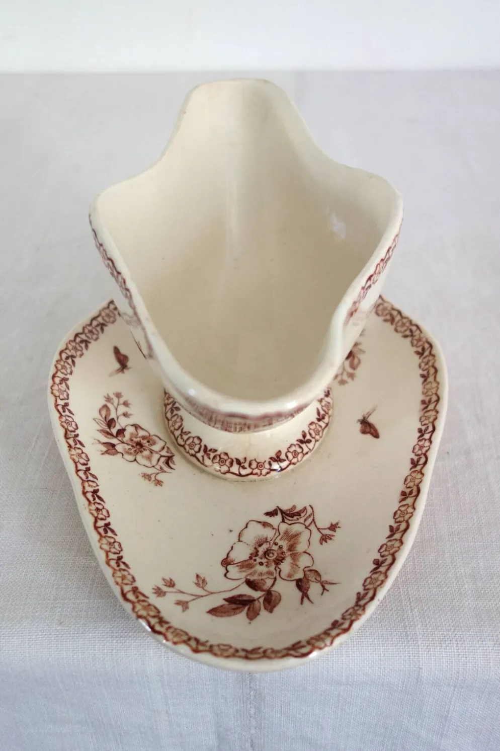Saucière ancienne terre de fer Gien modèle Mai vers 1900