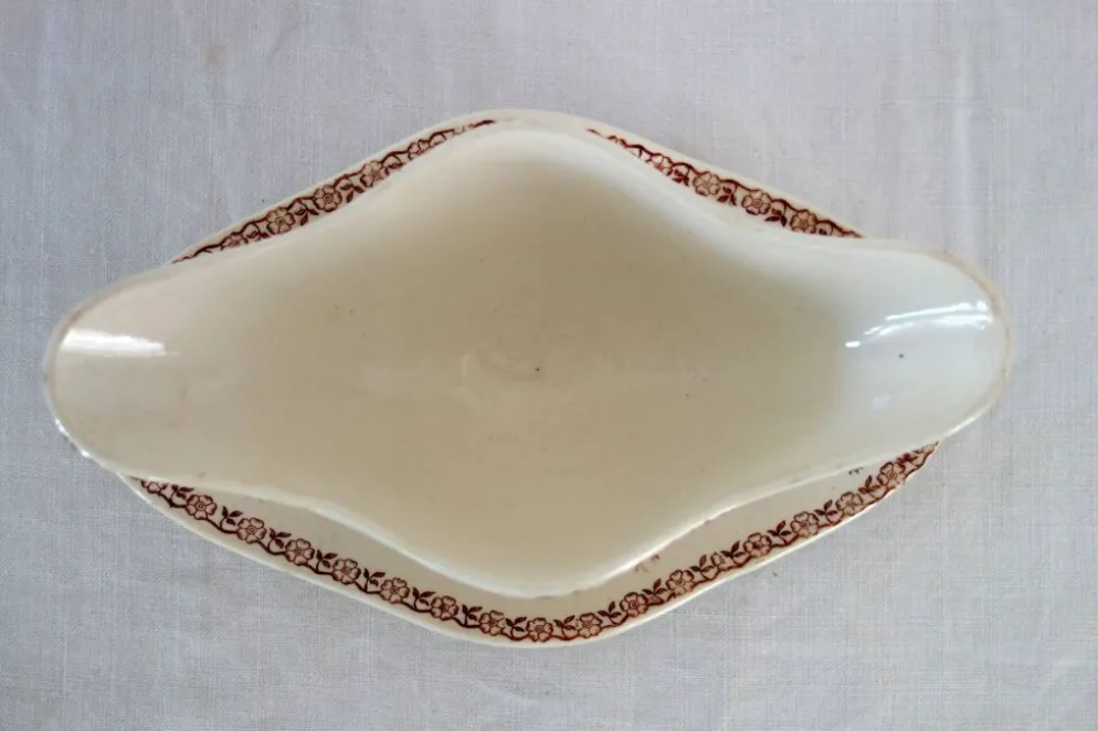 Saucière ancienne terre de fer Gien modèle Mai vers 1900