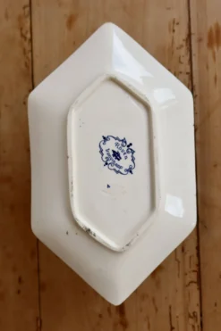 Saucière ancienne terre de fer Longchamp modèle Rouen XIXe