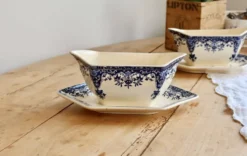 Saucière ancienne terre de fer Longchamp modèle Rouen XIXe