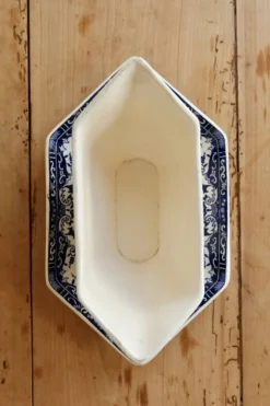 Saucière ancienne terre de fer Longchamp modèle Rouen XIXe