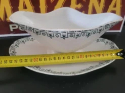 Saucière ancienne Terre de Fer – Porcelaine Opaque de Gien – décor vert géo