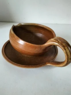 Saucière artisanale en grès