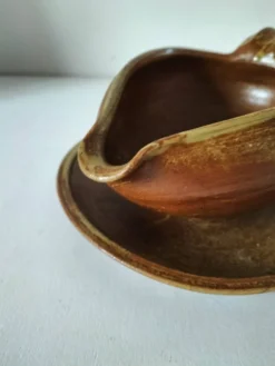 Saucière artisanale en grès