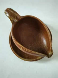 Saucière artisanale en grès
