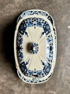 Saucière avec couvercle Gien en terre de fer bleue, service 