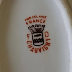 Saucière à bec en porcelaine de Chauvigny France