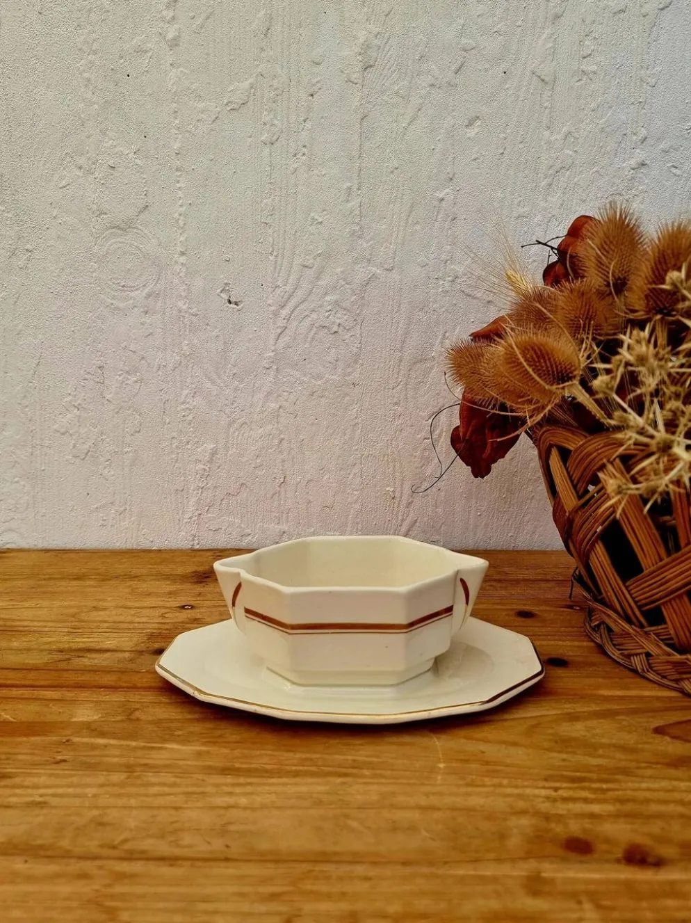 Saucière beige et dorée Saint Amand vintage