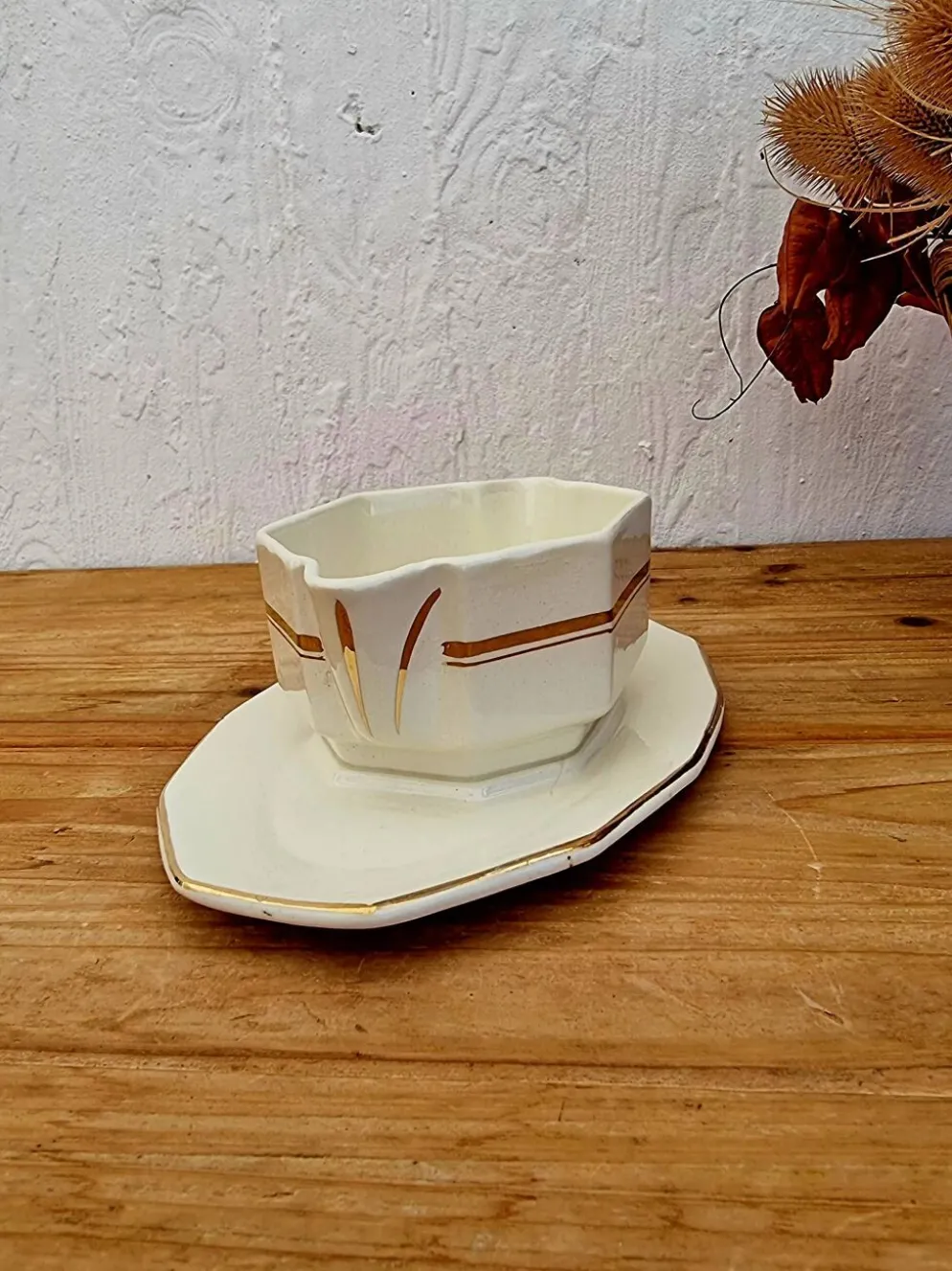 Saucière beige et dorée Saint Amand vintage