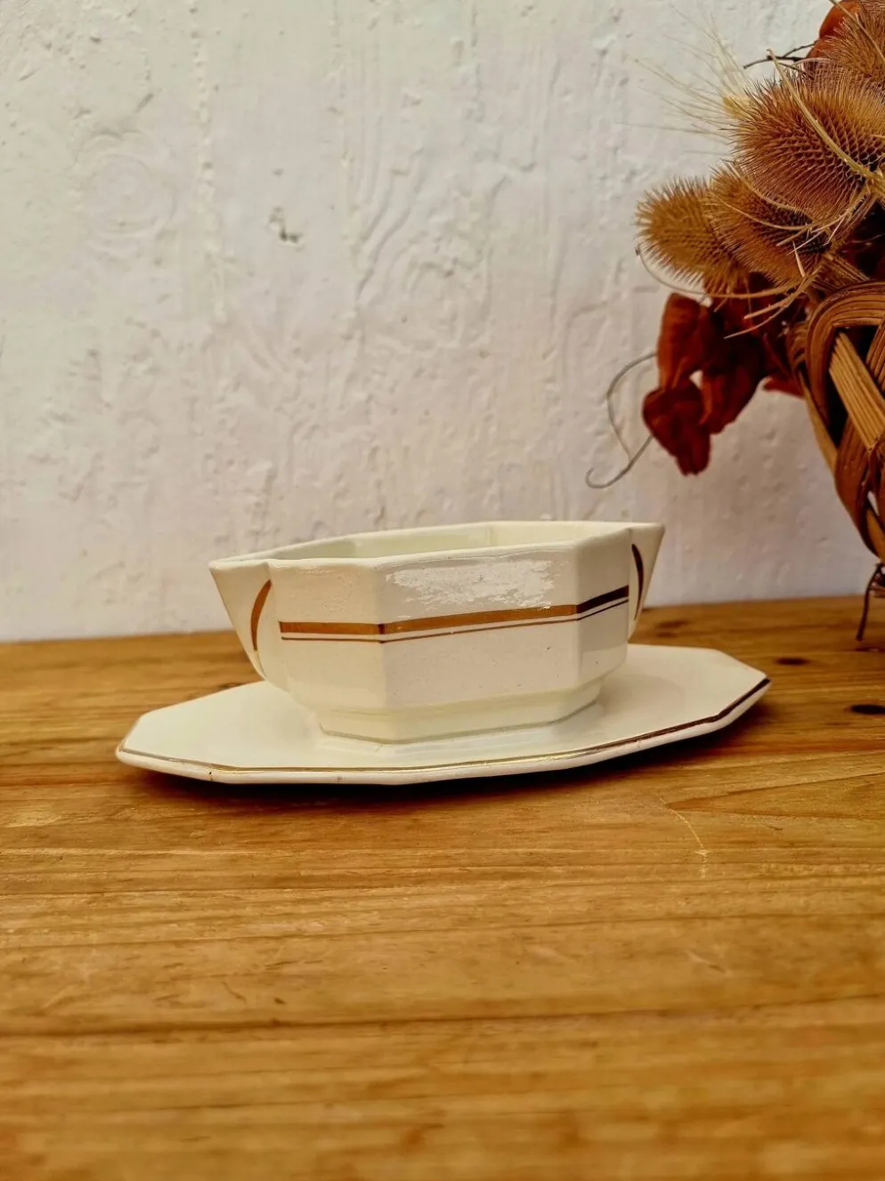 Saucière beige et dorée Saint Amand vintage