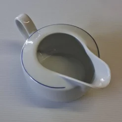 Saucière blanche en porcelaine