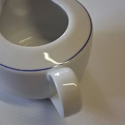 Saucière blanche en porcelaine