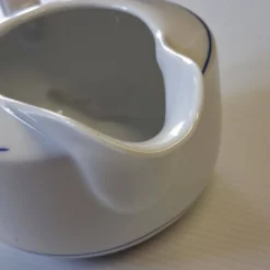 Saucière blanche en porcelaine