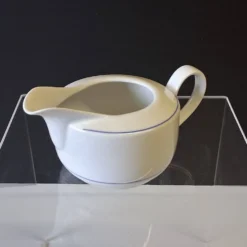 Saucière blanche en porcelaine