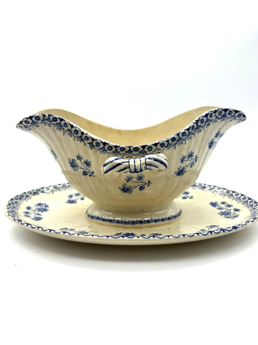 Saucière blanche et bleu en faience terre de fer Boch Frère model Astre