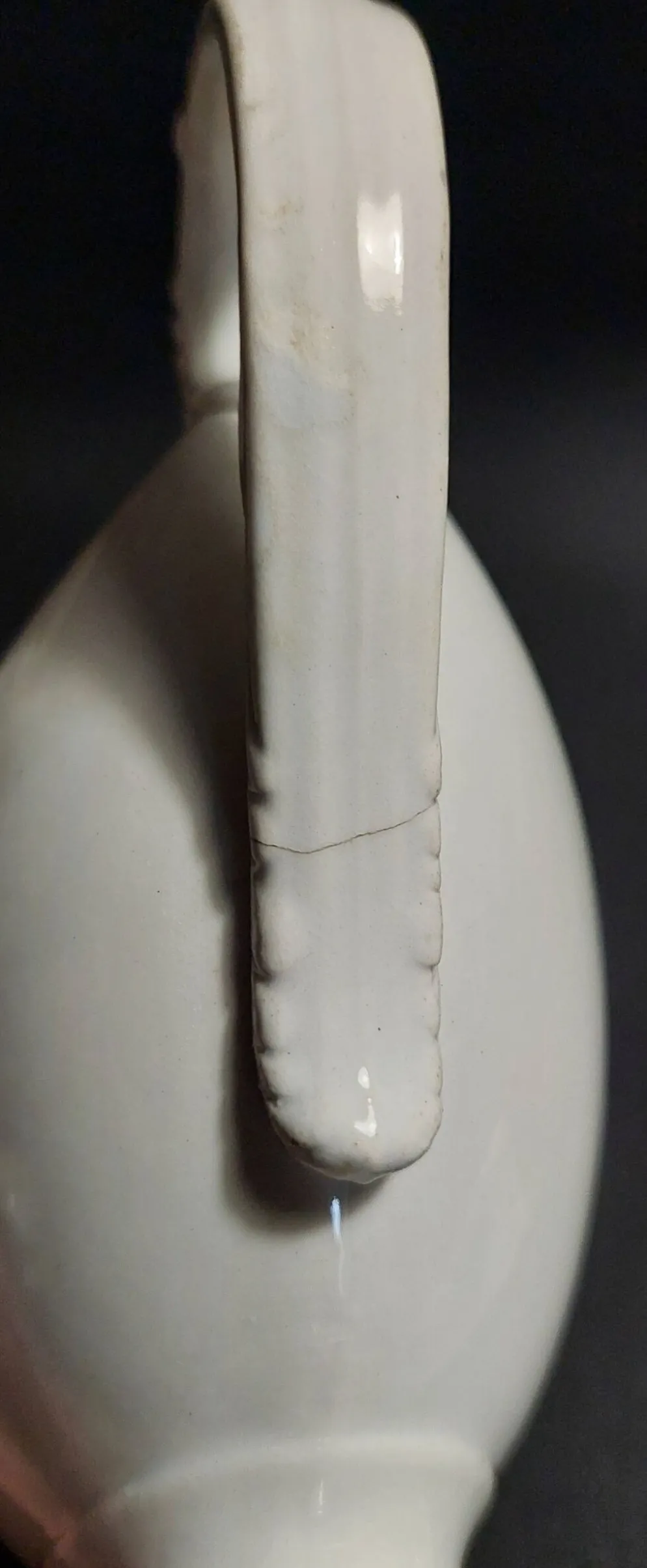 Saucière blanche terre de fer Creil et Montereau fin XIXème