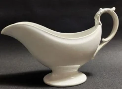 Saucière blanche terre de fer Creil et Montereau fin XIXème