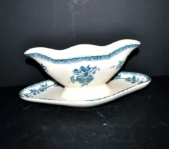 Saucière Choisy Le Roi décor fleuri roses bleu vert Hippolyte Boulenger 1900
