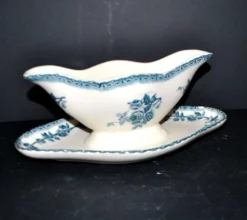 Saucière Choisy Le Roi décor fleuri roses bleu vert Hippolyte Boulenger 1900