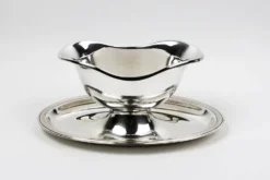 Saucière Christofle en métal argenté – dans le goût du modèle Vendôme Filet