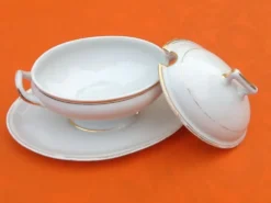 Saucière à couvercle XIXème Porcelaine de Paris