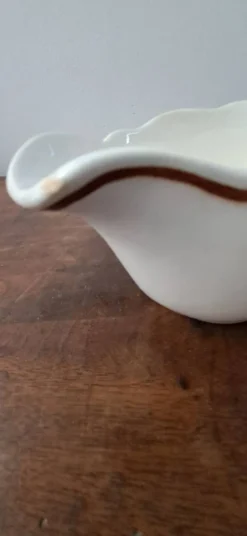 Saucière Digoin Sarreguemines décor peint à la main de gibier d'eau