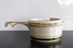 Saucière en céramique en grès du milieu du siècle